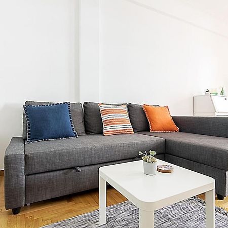 Spacious Two Bedroom Apartment In Central Location Athens Exterior photo