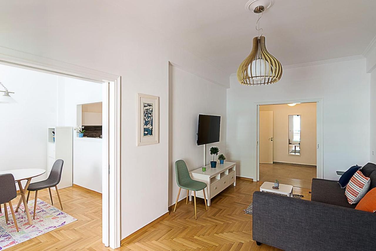 Spacious Two Bedroom Apartment In Central Location Athens Exterior photo